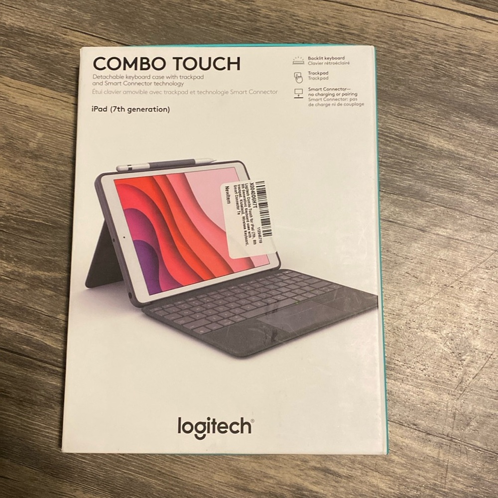 NEW - iPad 7th generation case with keyboard